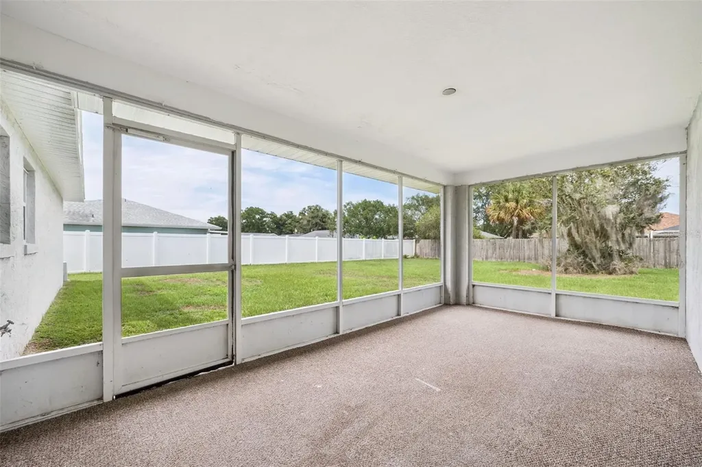 261 SE 61st Court Ocala FL 34472