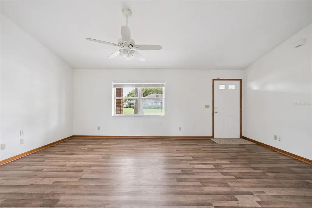 261 SE 61st Court Ocala FL 34472