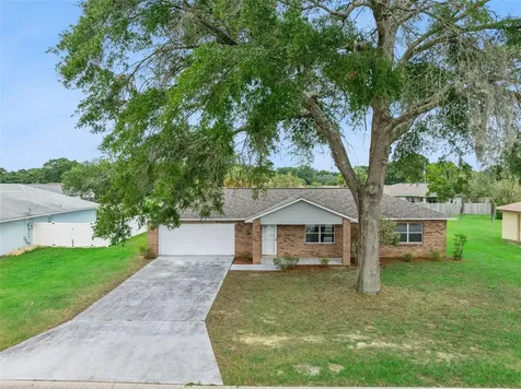 261 SE 61st Court Ocala FL 34472