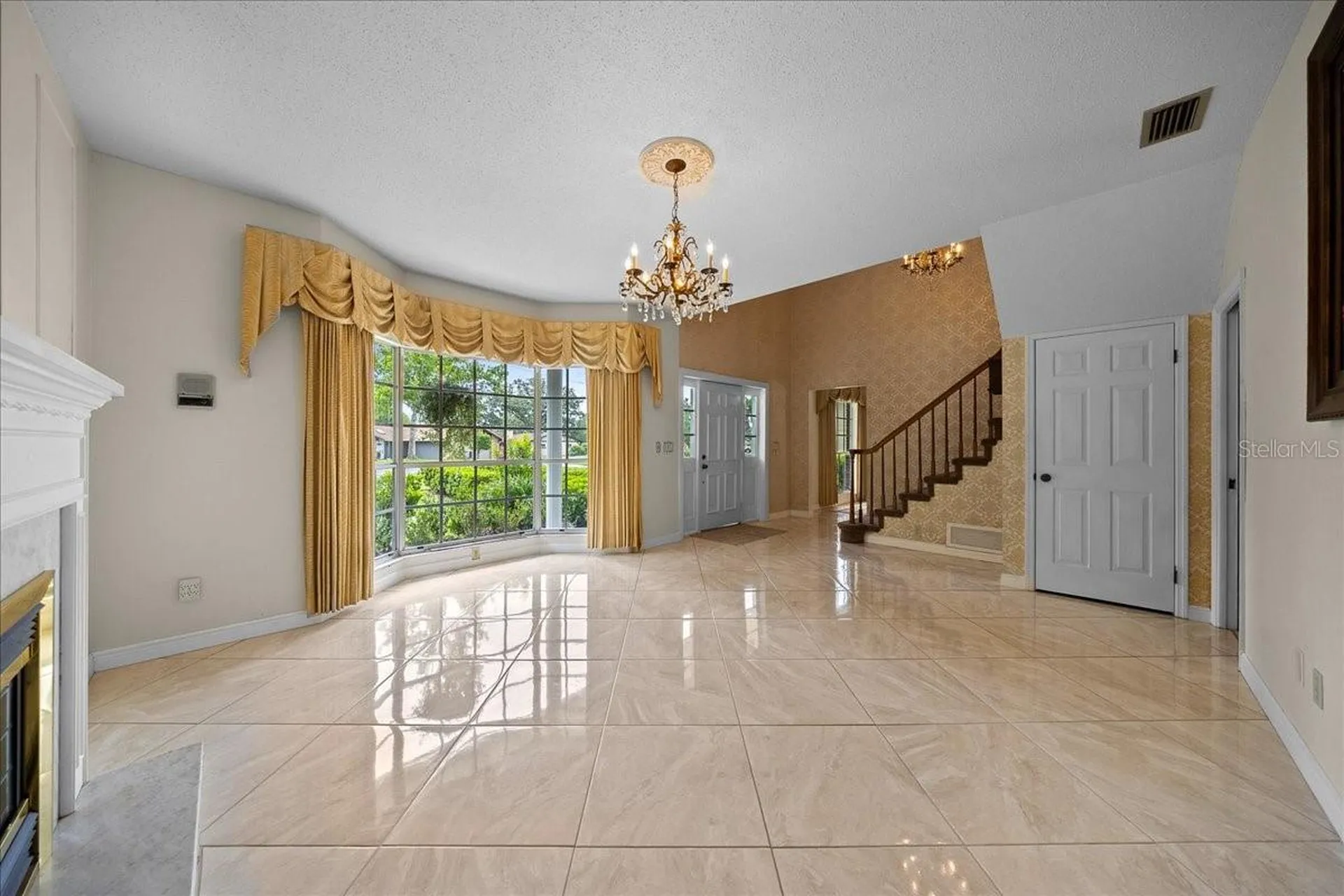 2300 SE 38th Court Ocala FL 34471