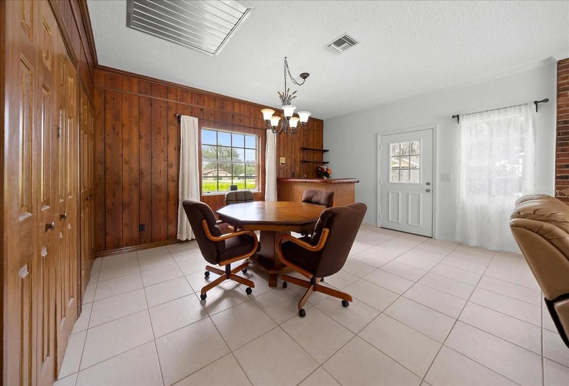 2300 SE 38th Court Ocala FL 34471