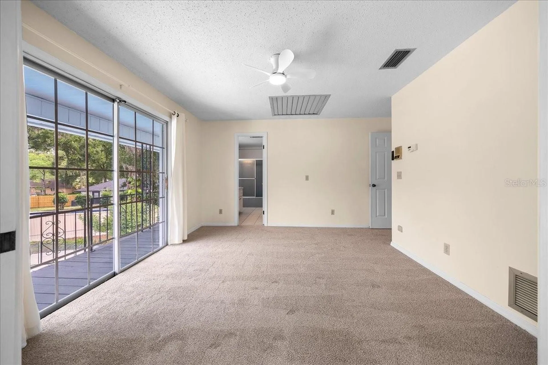 2300 SE 38th Court Ocala FL 34471