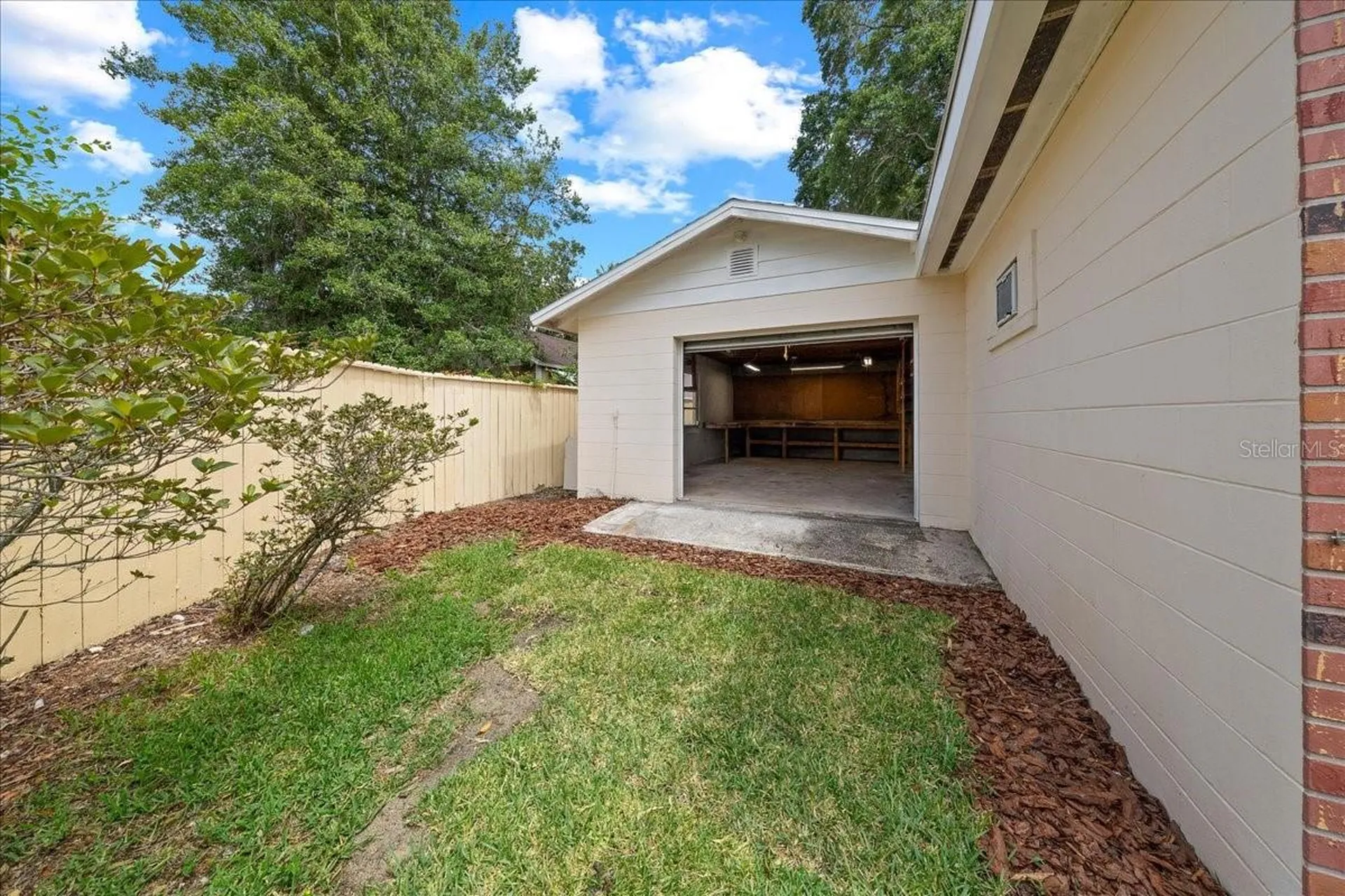 2300 SE 38th Court Ocala FL 34471