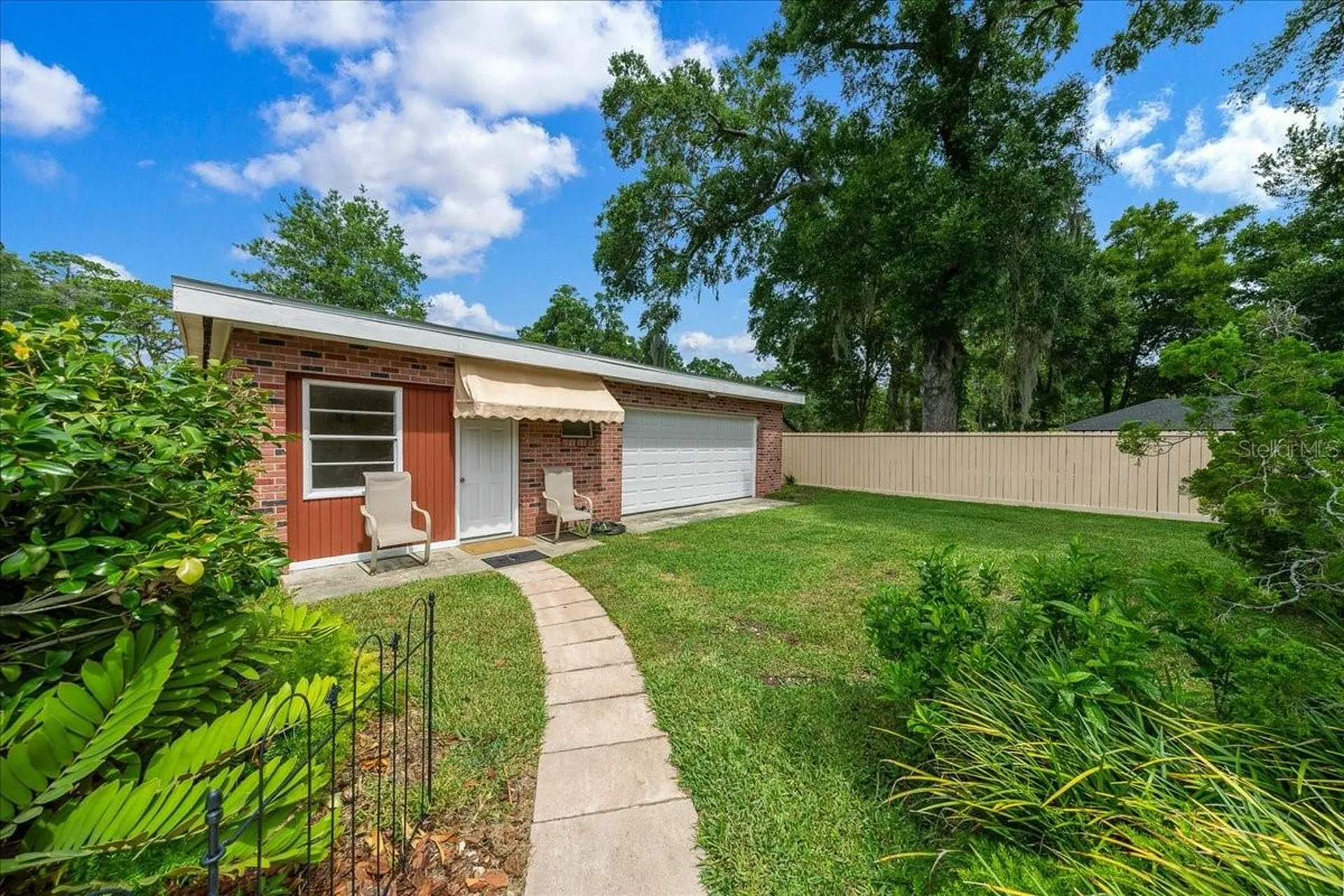 2300 SE 38th Court Ocala FL 34471