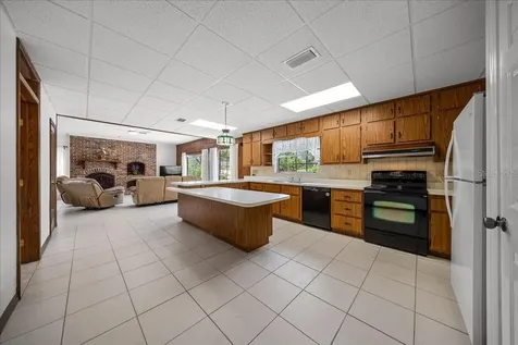 2300 SE 38th Court Ocala FL 34471