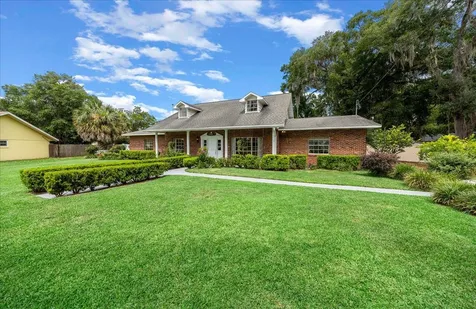 2300 SE 38th Court Ocala FL 34471