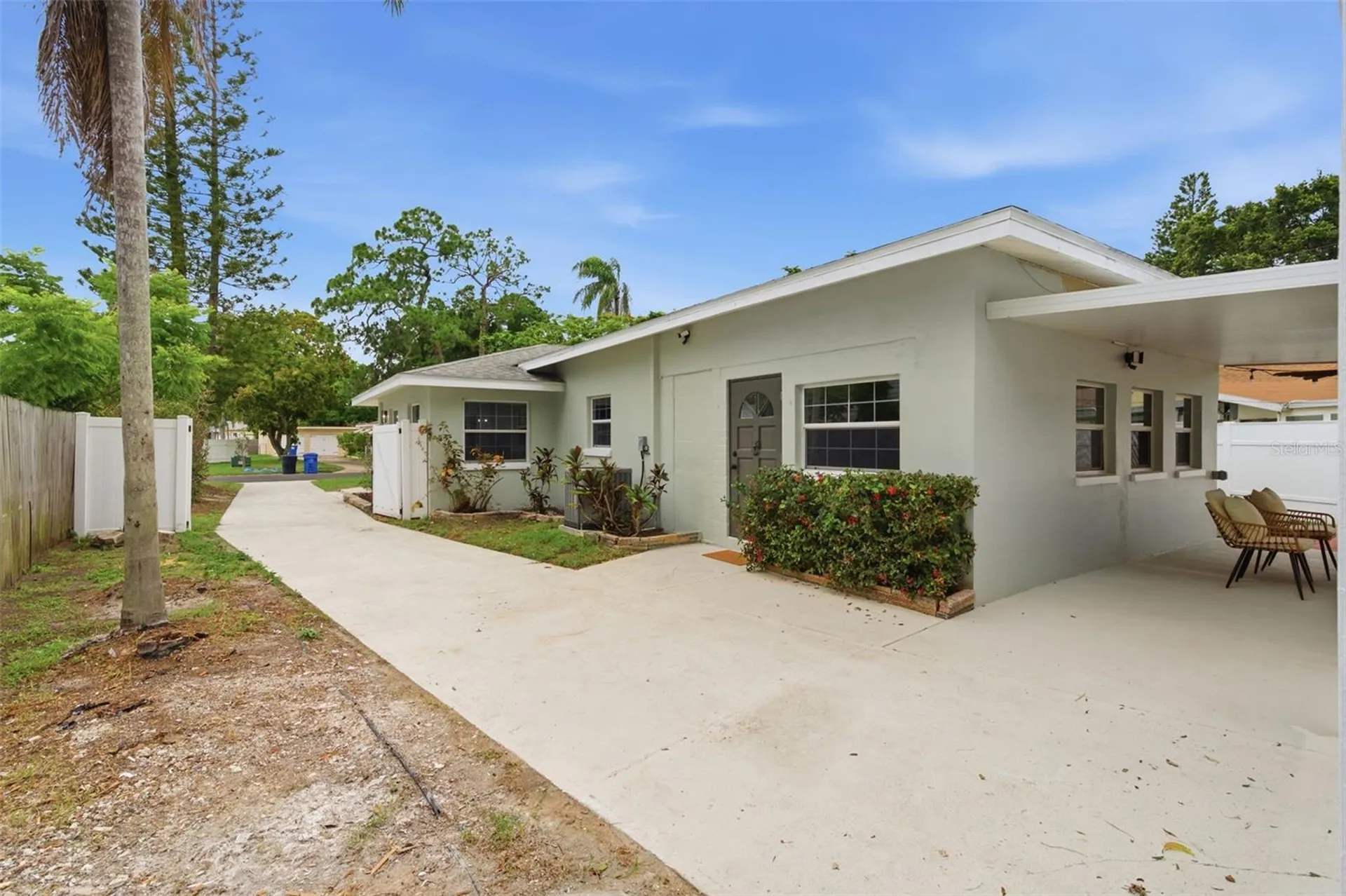 1533 Suffolk Street N St Petersburg FL 33710