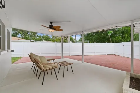 1533 Suffolk Street N St Petersburg FL 33710