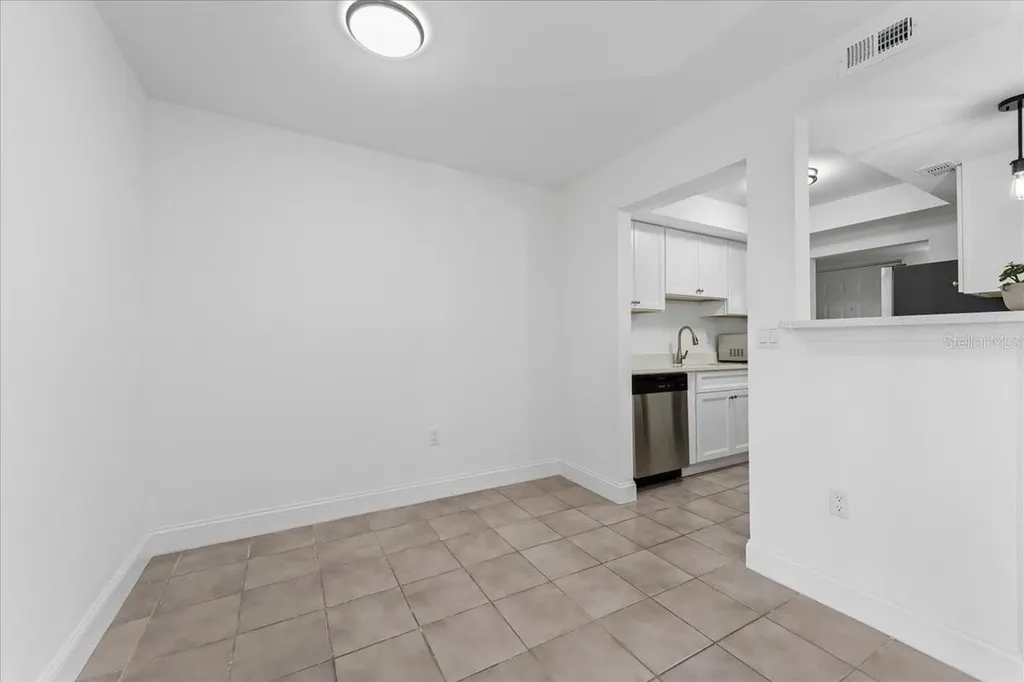 11525 8th Way N St Petersburg FL 33716