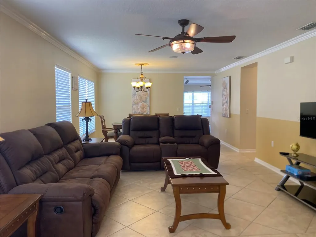 662 Rosselli Boulevard Davenport FL 33896