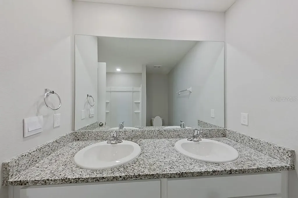 8590 SW 44th Court Ocala FL 34476