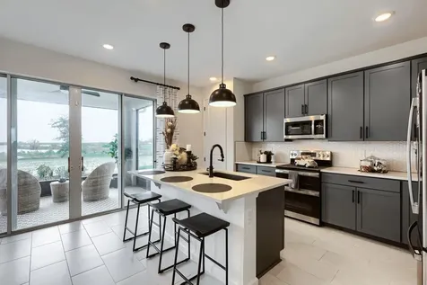 900 Griffon Avenue Lake Alfred FL 33850