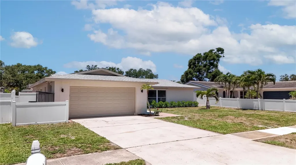 10428 137th Lane Largo FL 33774