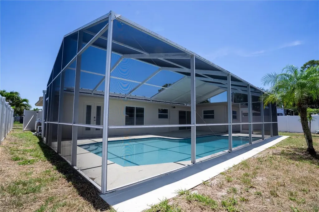 10428 137th Lane Largo FL 33774