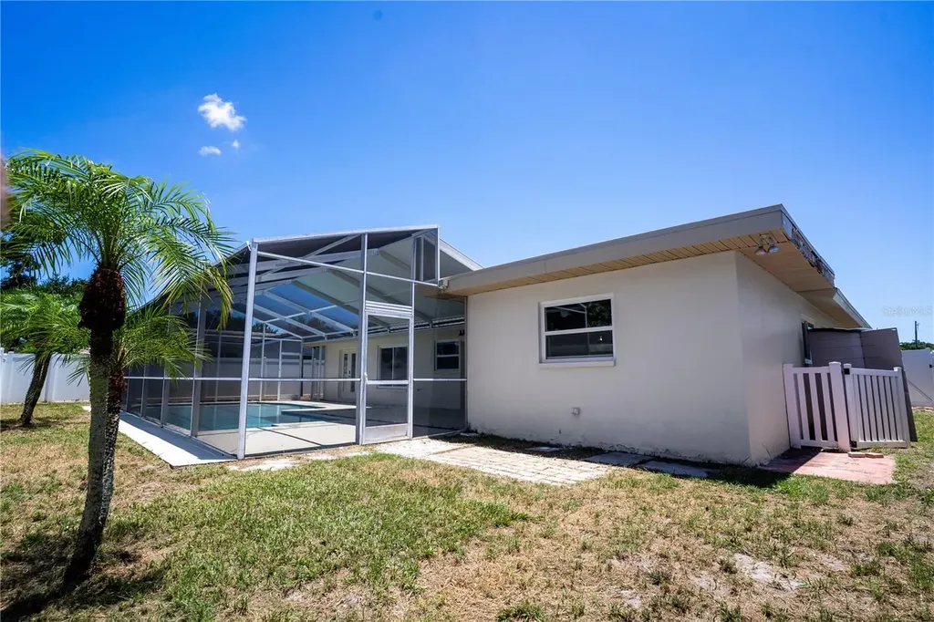 10428 137th Lane Largo FL 33774
