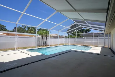 10428 137th Lane Largo FL 33774