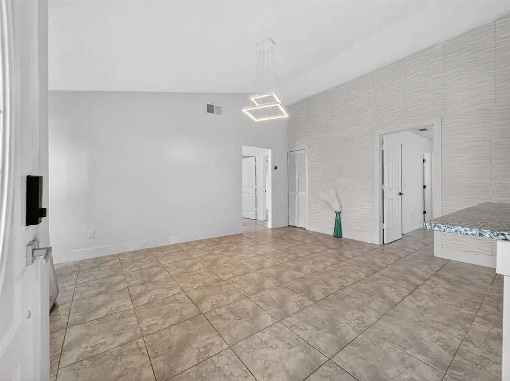 610 Jaguar Court Kissimmee FL 34759