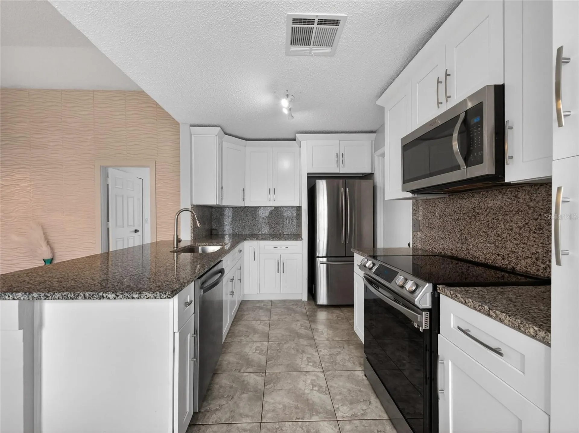 610 Jaguar Court Kissimmee FL 34759