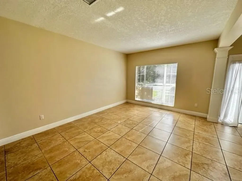 955 W Charing Cross Circle Lake Mary FL 32746