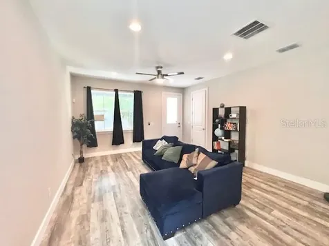 907 Randall Street Orlando FL 32805