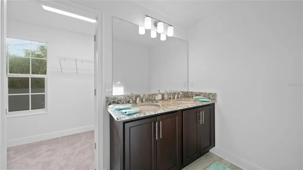 1156 37th Avenue N St Petersburg FL 33713