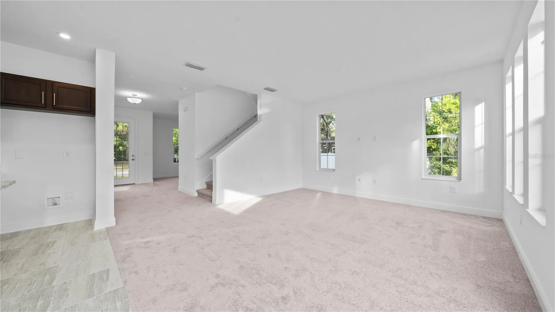1156 37th Avenue N St Petersburg FL 33713
