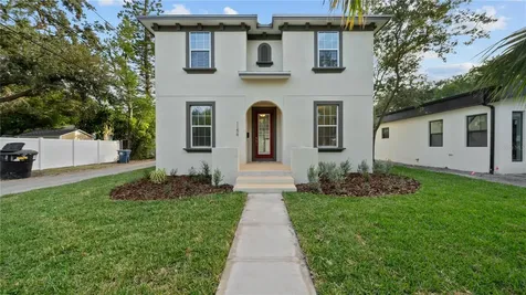 1156 37th Avenue N St Petersburg FL 33713