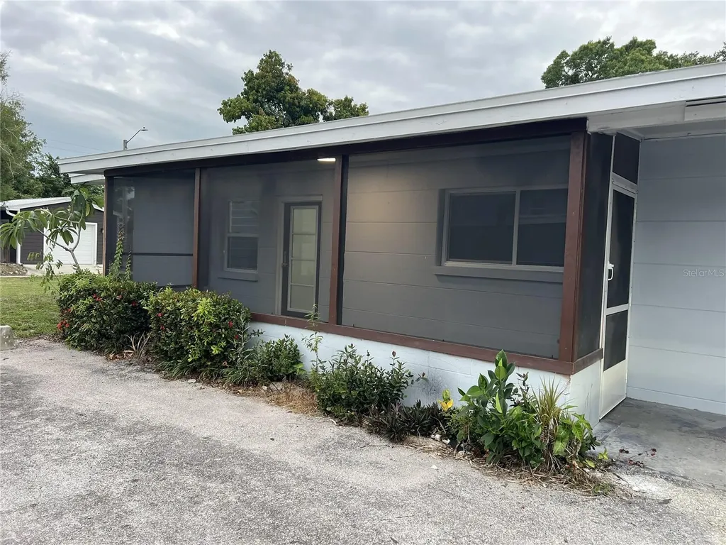 1744 8th Street Sarasota FL 34236