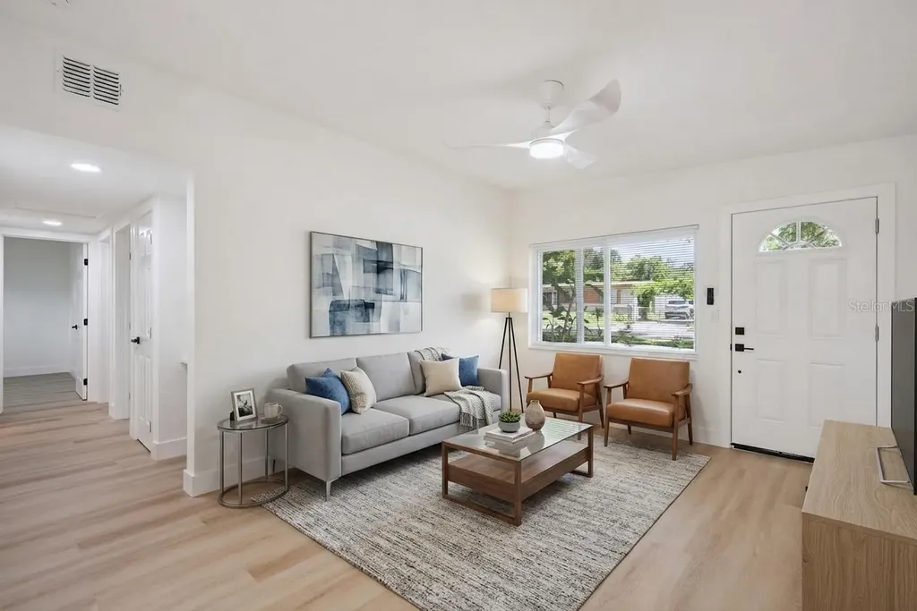 3013 Kelvington Drive Orlando FL 32810