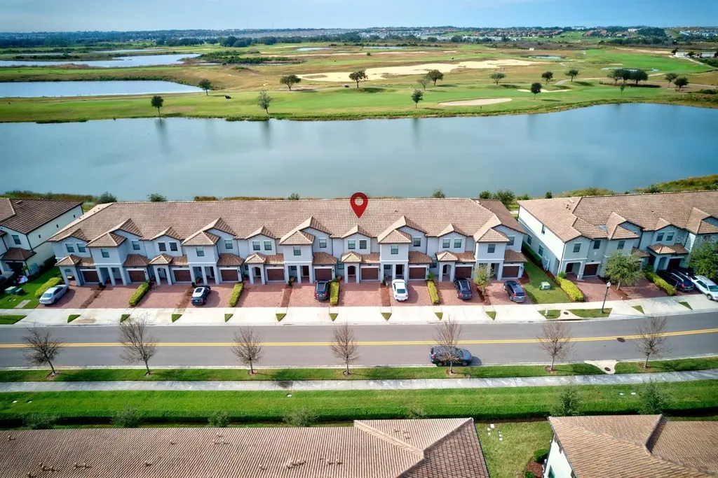 1294 Royal St George Boulevard Davenport FL 33896