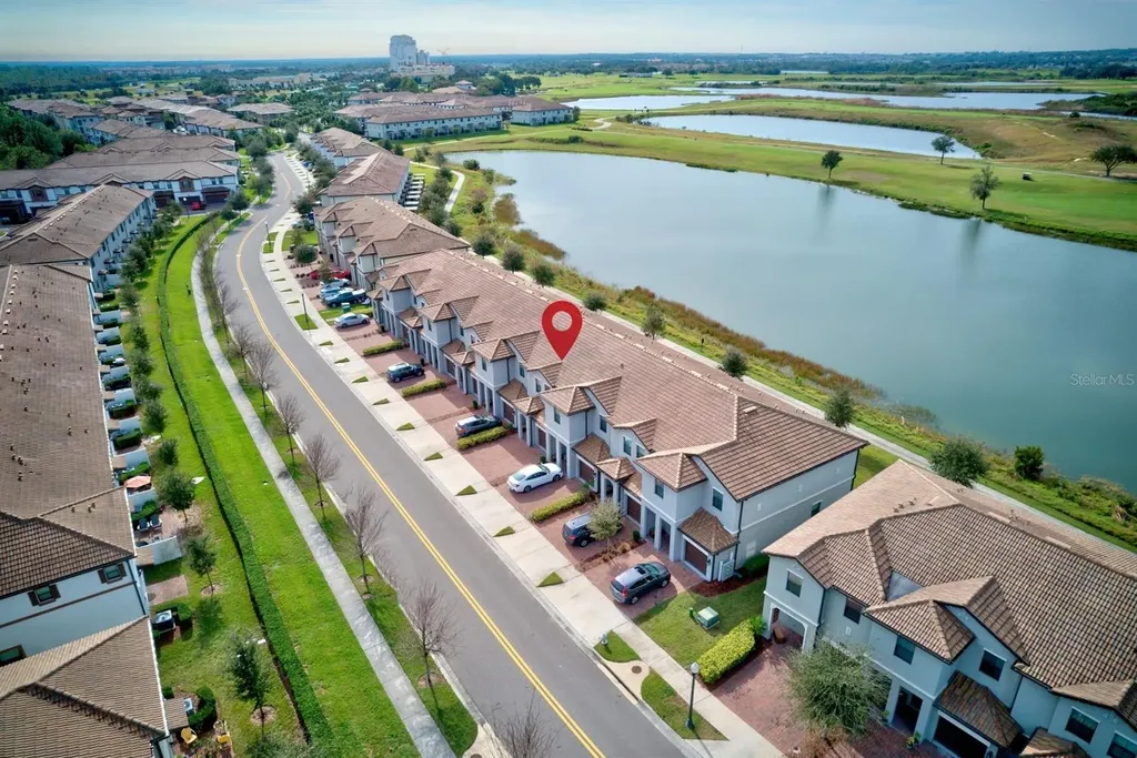1294 Royal St George Boulevard Davenport FL 33896