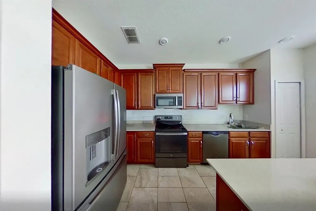 1294 Royal St George Boulevard Davenport FL 33896