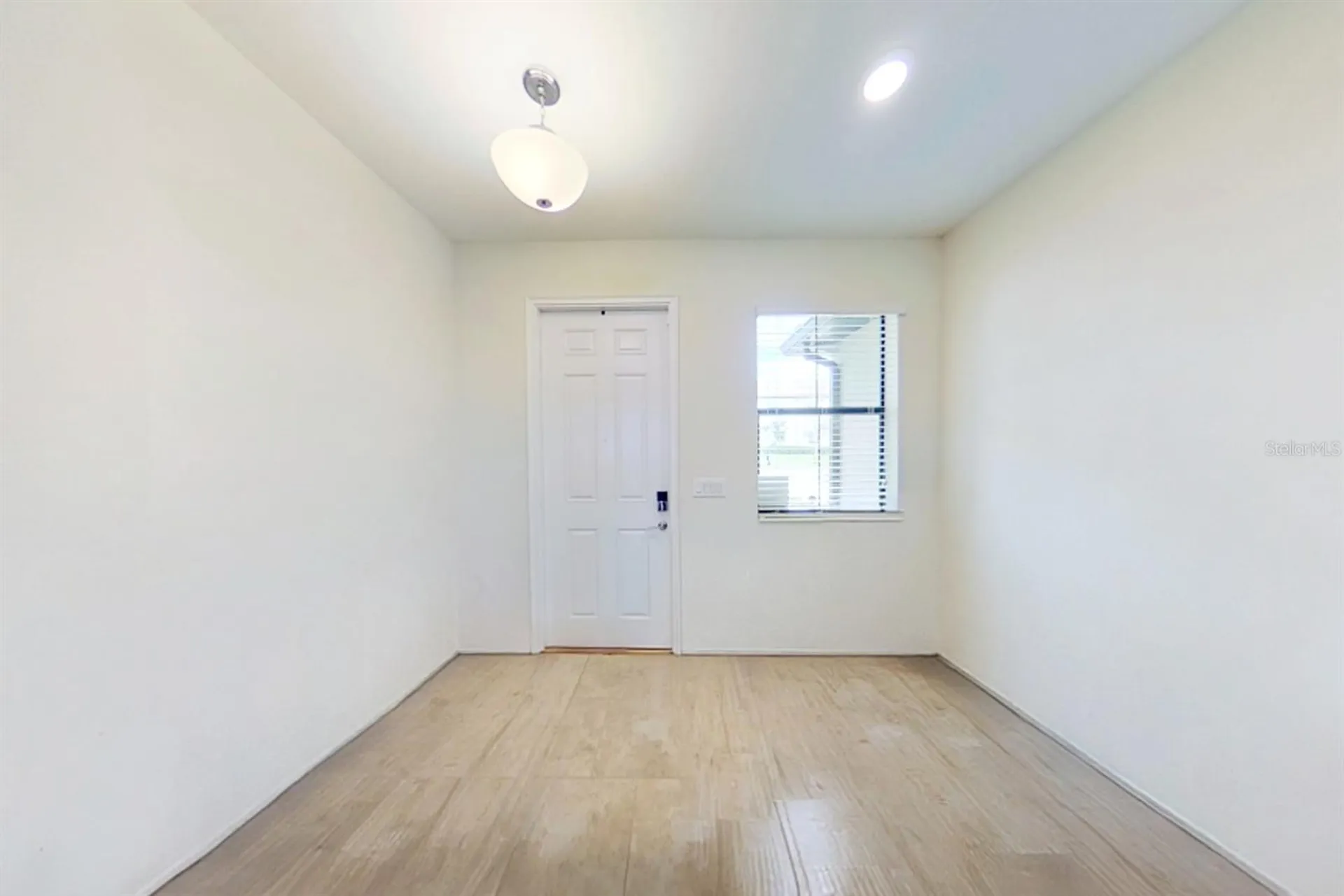 1294 Royal St George Boulevard Davenport FL 33896