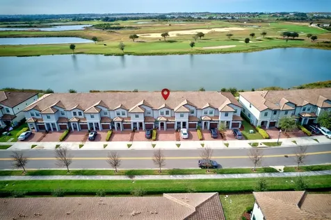 1294 Royal St George Boulevard Davenport FL 33896