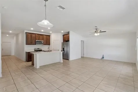 2505 Baker Avenue E Haines City FL 33844