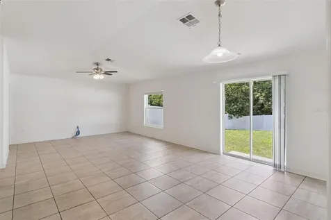 2505 Baker Avenue E Haines City FL 33844