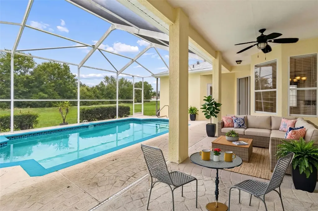1531 Canoe Drive Lutz FL 33559