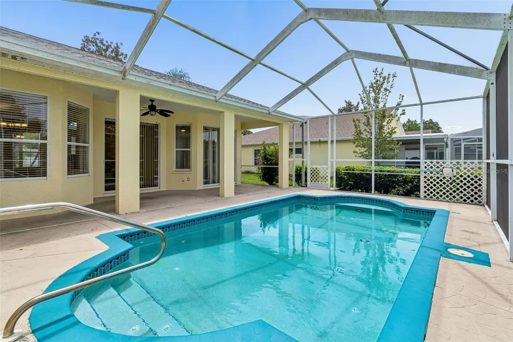 1531 Canoe Drive Lutz FL 33559