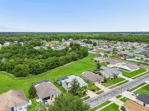 1531 Canoe Drive Lutz FL 33559