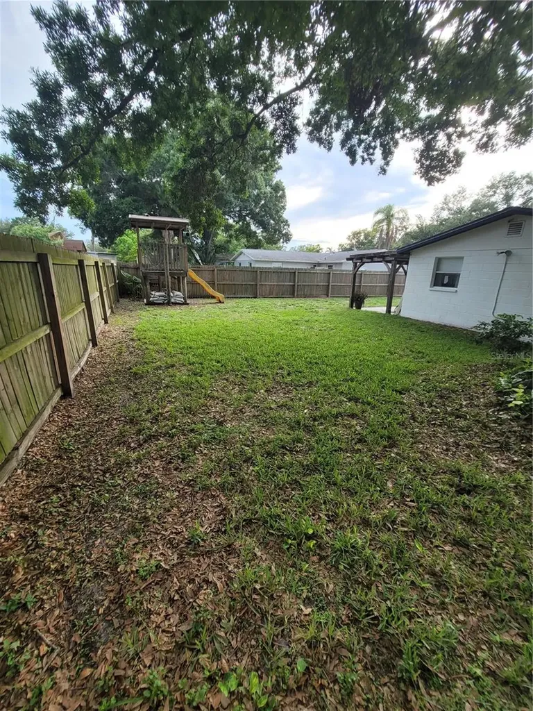 10061 61st Way N Pinellas Park FL 33782