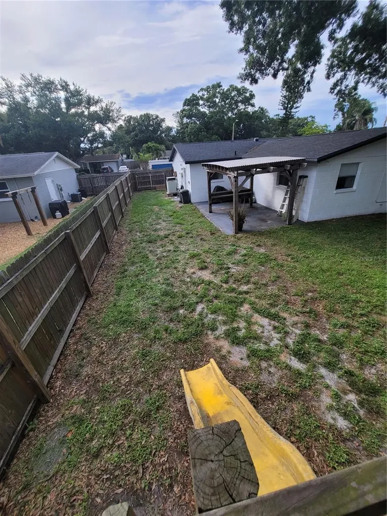 10061 61st Way N Pinellas Park FL 33782