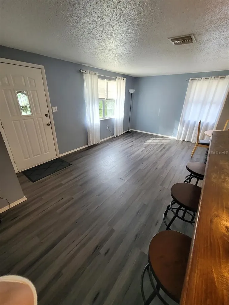 10061 61st Way N Pinellas Park FL 33782