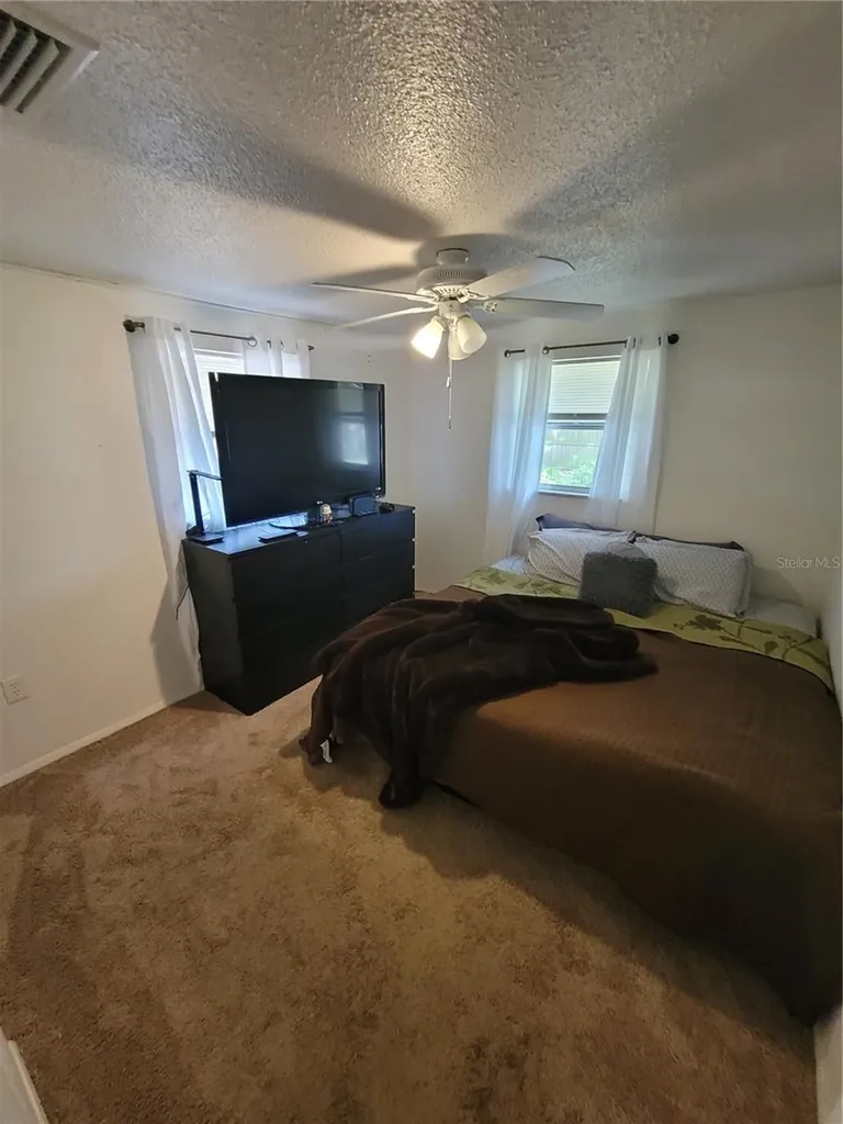 10061 61st Way N Pinellas Park FL 33782