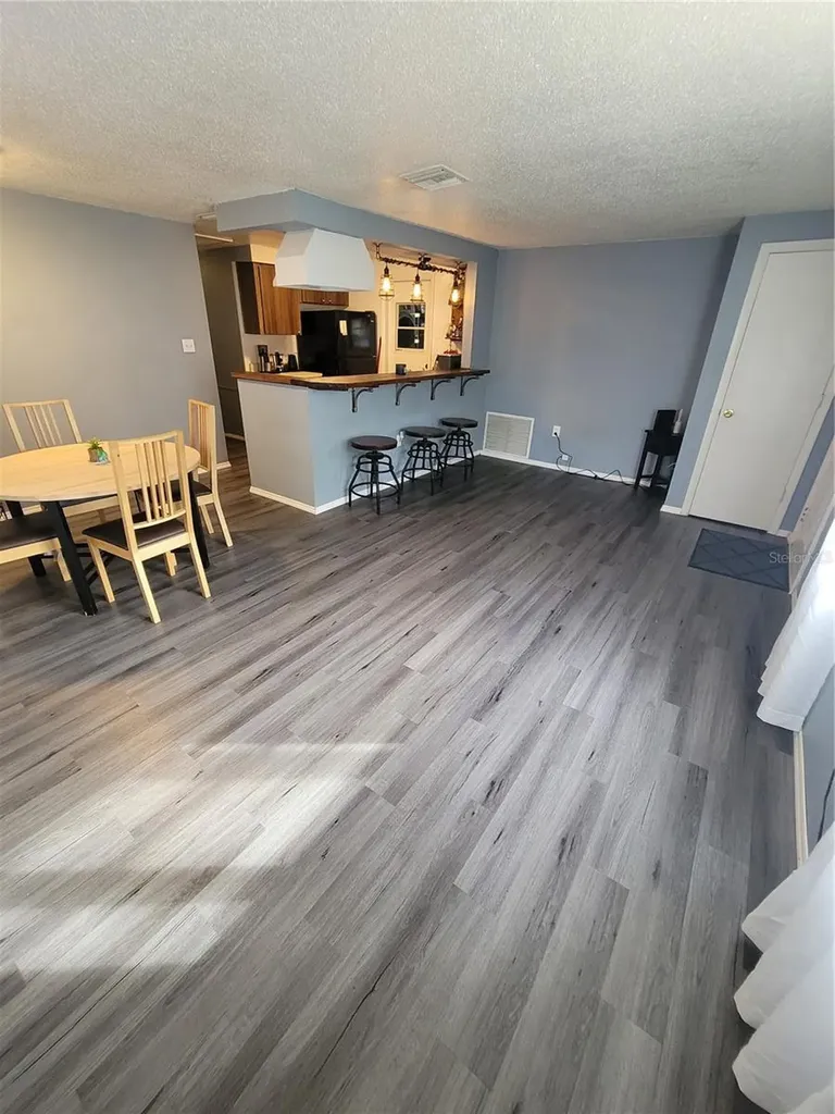 10061 61st Way N Pinellas Park FL 33782