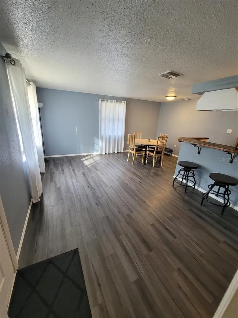 10061 61st Way N Pinellas Park FL 33782