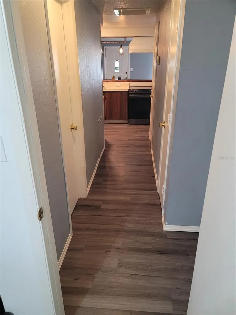 10061 61st Way N Pinellas Park FL 33782