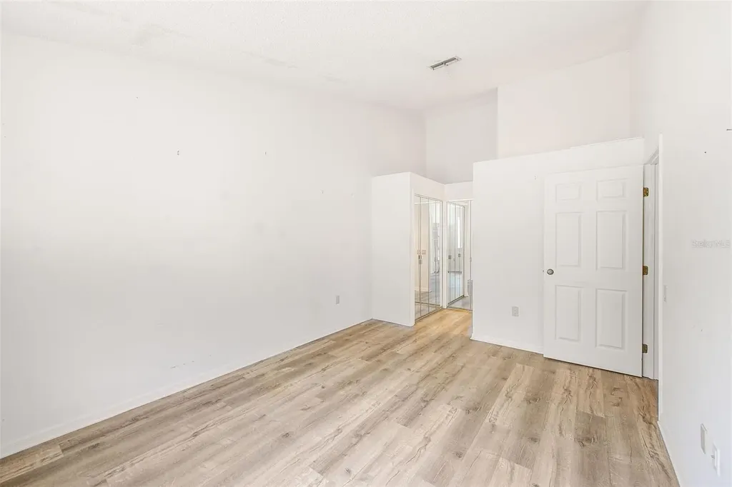 39650 Us Highway 19 N Tarpon Springs FL 34689