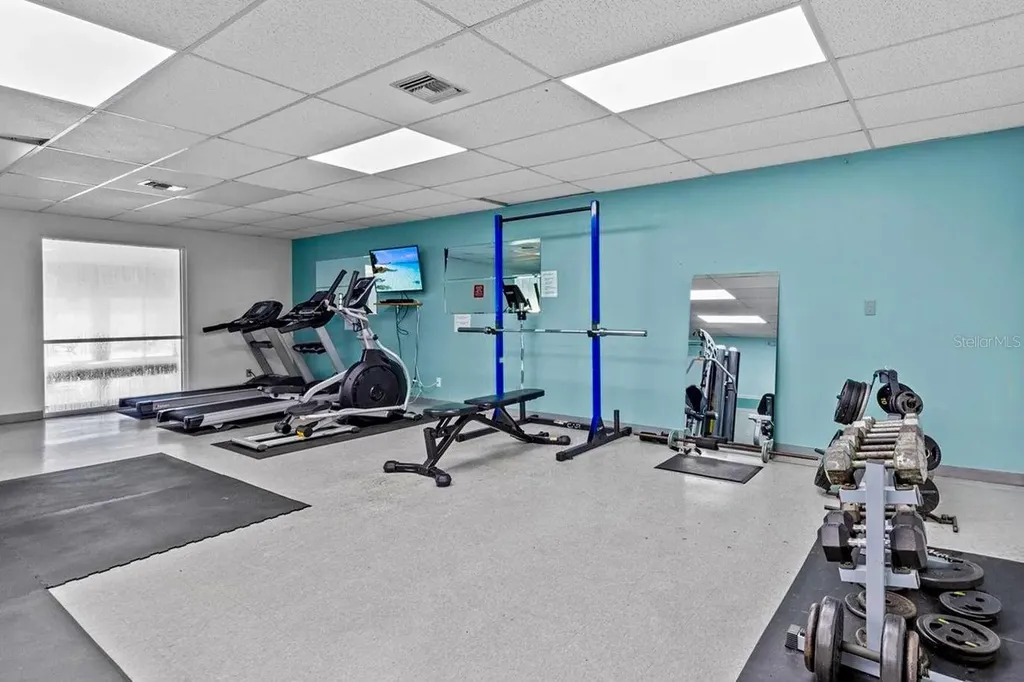 39650 Us Highway 19 N Tarpon Springs FL 34689