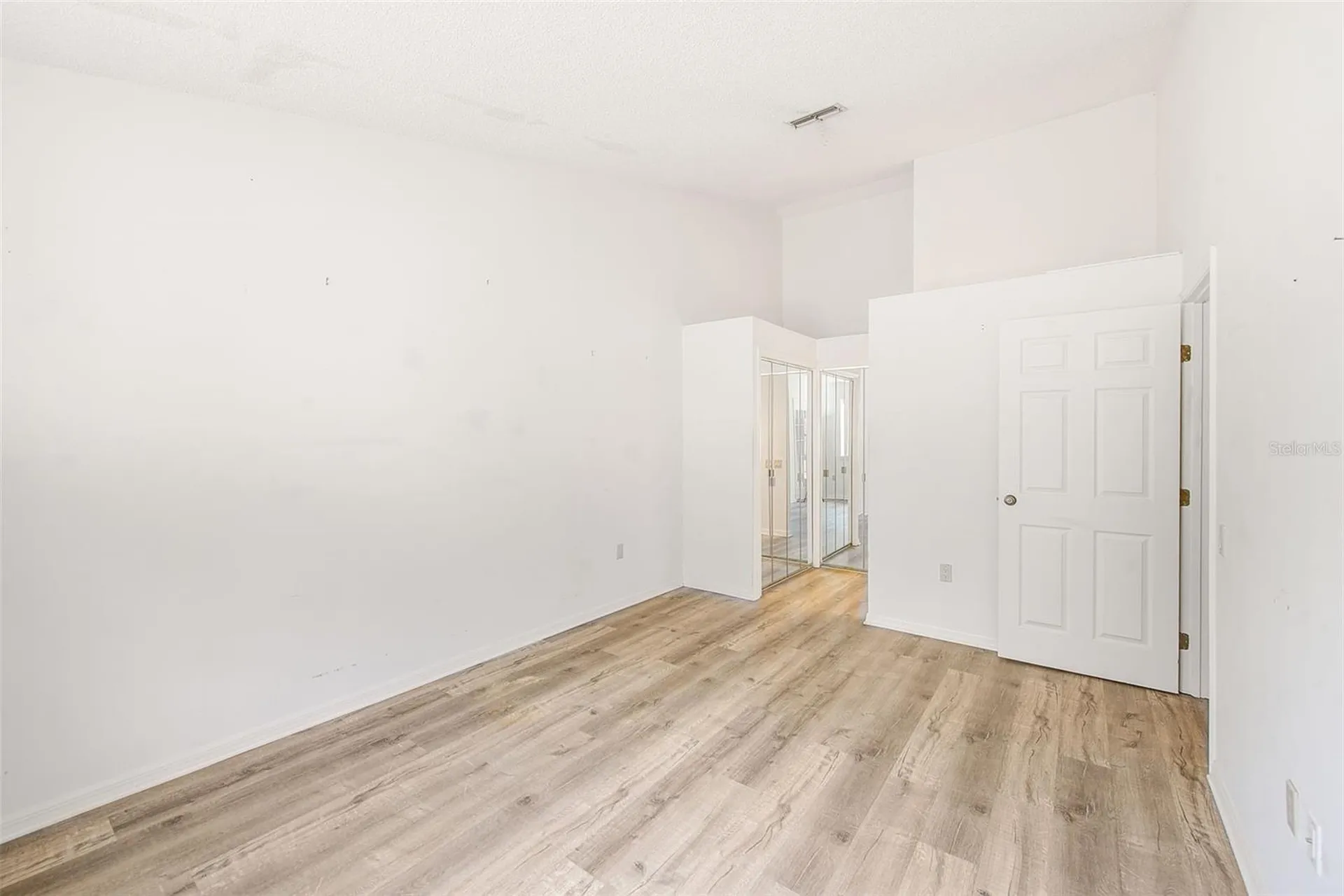 39650 Us Highway 19 N Tarpon Springs FL 34689