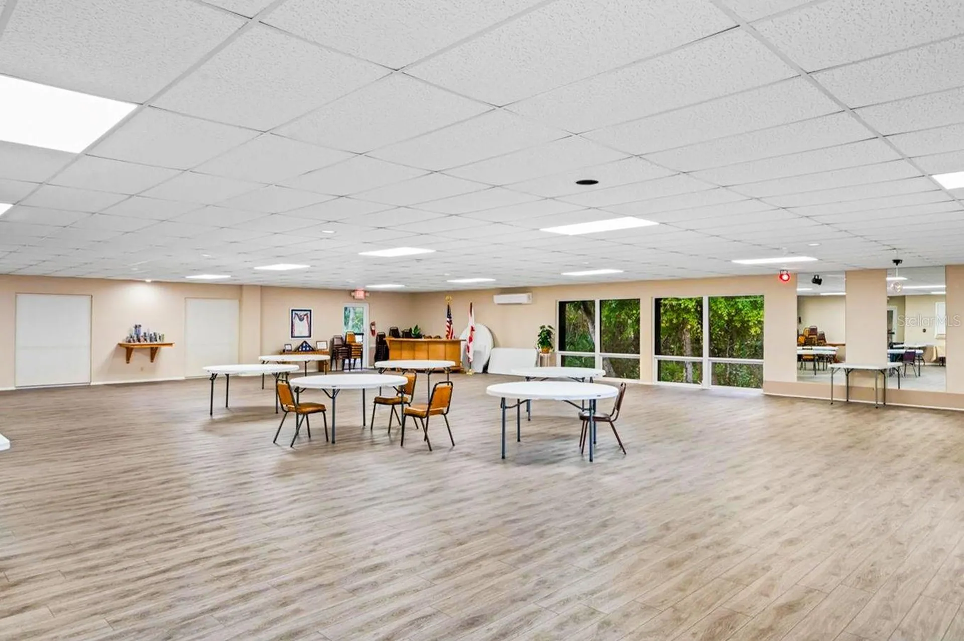 39650 Us Highway 19 N Tarpon Springs FL 34689
